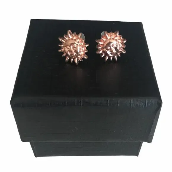 Sunny Face Stud Earrings Rose Gold in Gift Box - Picture 2 of 4